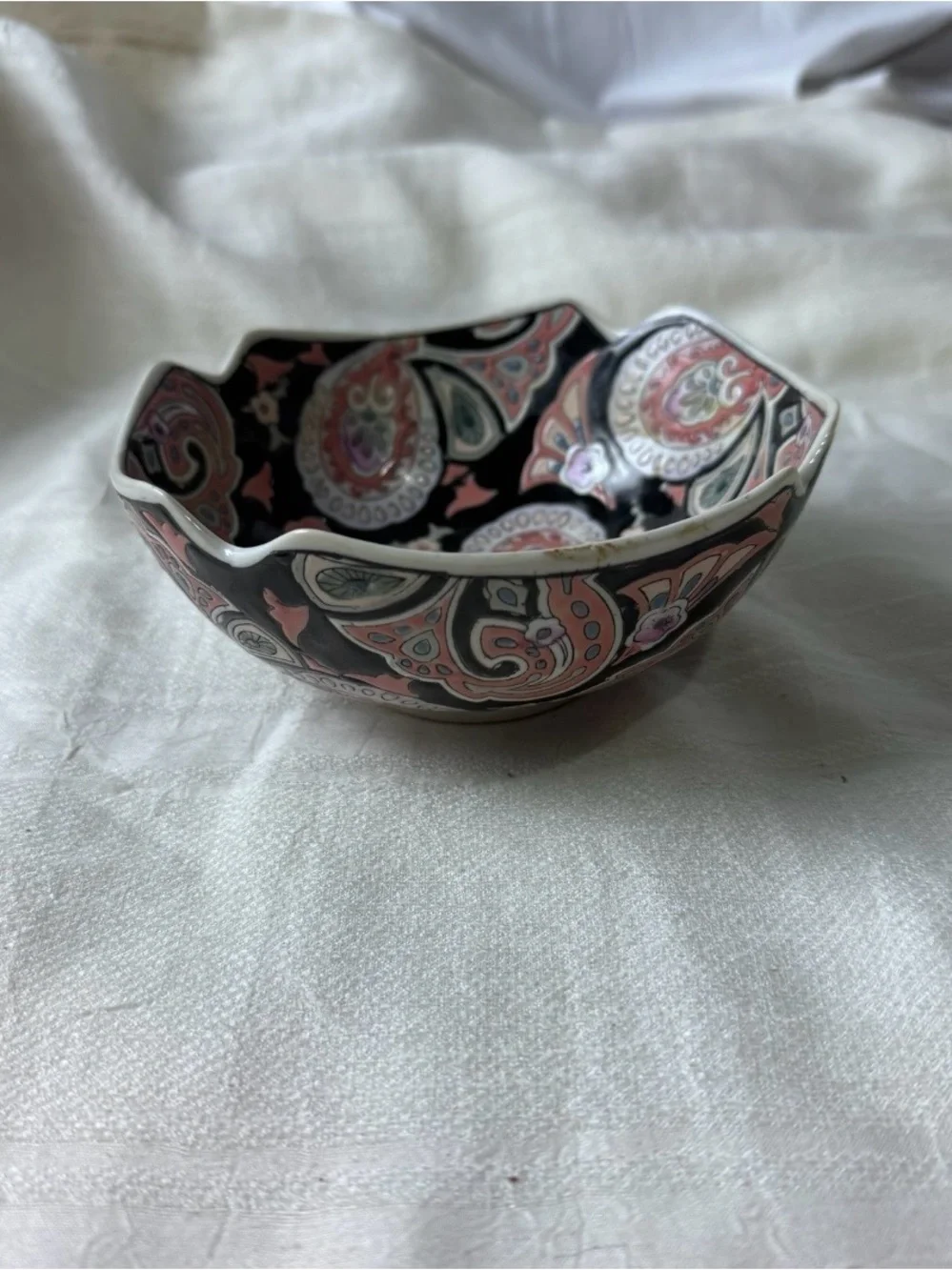 Vintage Famille Noire Style Black Pink Paisley Porcelain Bowl